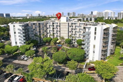 609-20400 W Country Club Drive, Aventura, FL, 33180 | Card Image