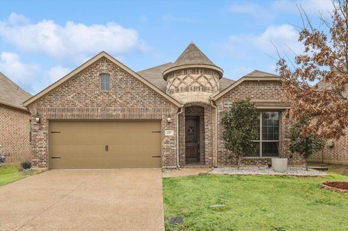 137 Andrea Ct, Lewisville, TX, 75067-7933 | Card Image