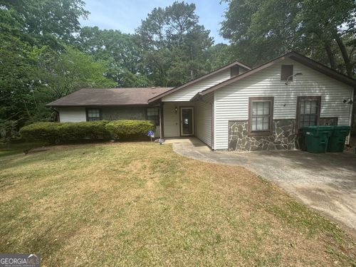 9323 Forest Knoll Dr, Jonesboro, GA, 30238-5721 | Card Image