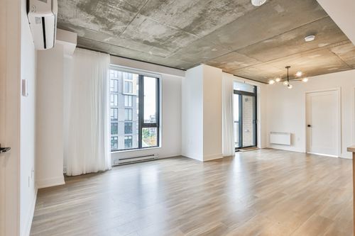 812-3440 Boul St-Elzéar O, Laval, QC, H7P0M1 | Card Image