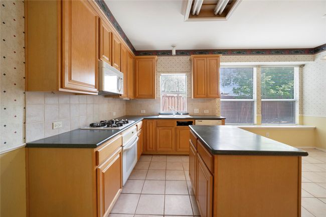8201 Fountain Ridge Dr, House other with 4 bedrooms, 2 bathrooms and null parking in Plano TX | Image 10