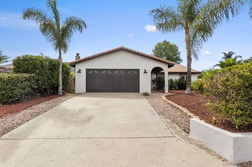 23235 Canyon Lake Dr S, Canyon Lake, CA, 92587-7598 | Card Image