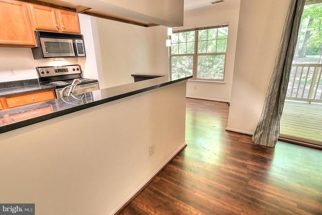 1702 - 1702 Ascot Way, Condo with 2 bedrooms, 2 bathrooms and null parking in RESTON VA | Image 4