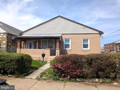 7524 Whitaker Ave, PHILADELPHIA, PA, 19111-3330 | Card Image