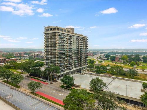 apt-601-600 Admiral Blvd, Kansas City, MO, 64106-1566 | Card Image