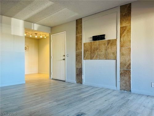 1159-3151 Soaring Gulls Dr, Las Vegas, NV, 89128-7030 | Card Image