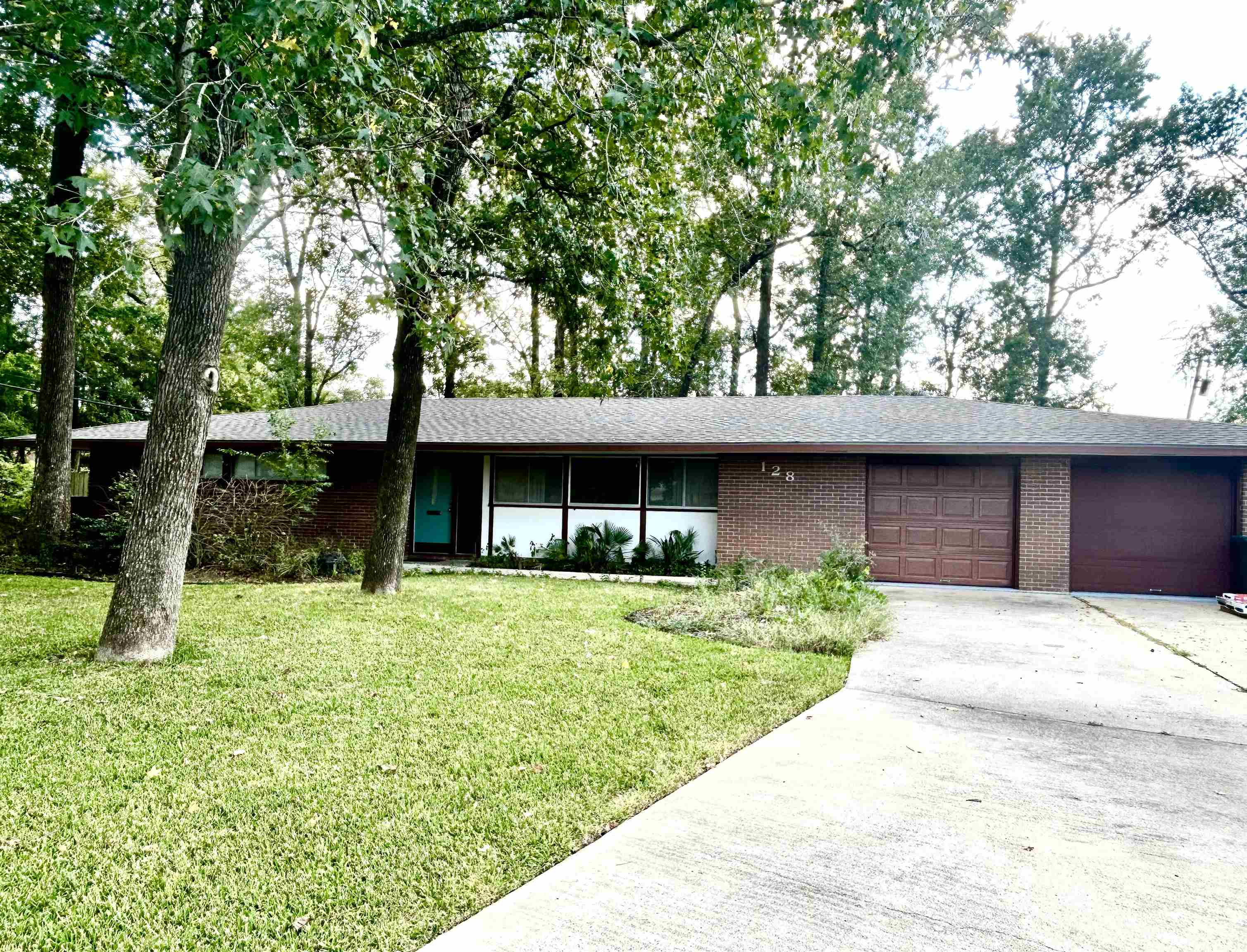 Stratton Cir, Beaumont, TX 77707