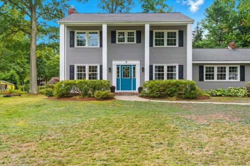 9 Forest Rd, Essex, VT, 05452-3803 | Card Image