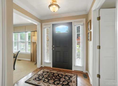 2400 Clara Bea Ln, Fairfield, OH, 45014-3975 | Card Image