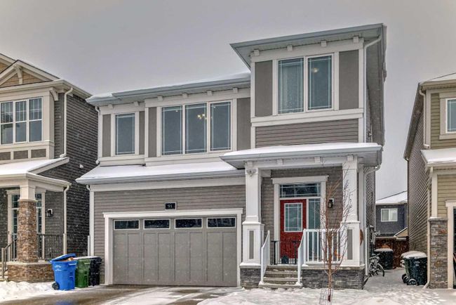91 Carrington Crescent Nw, Home with 4 bedrooms, 2 bathrooms and 4 parking in Calgary AB | Image 1
