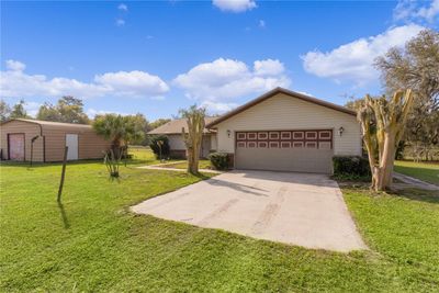 593 Nw 111 Th Lane, House other with 2 bedrooms, 2 bathrooms and null parking in Oxford FL | Image 2