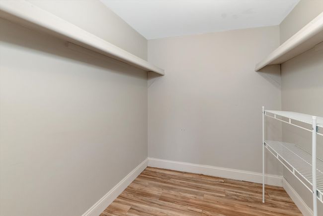 APT-5 - 1693 Riverside Dr, Condo with 2 bedrooms, 2 bathrooms and null parking in Rochester Hills MI | Image 11