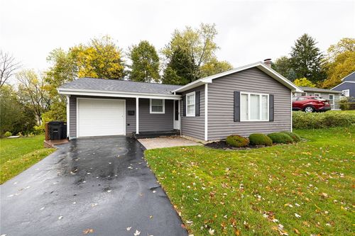 27 Homestead Dr, Fairport, NY, 14450-1536 | Card Image