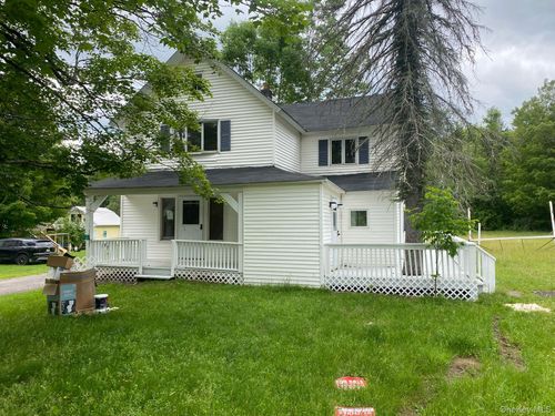 63 Park Ln, Tannersville, NY, 12485-7708 | Card Image