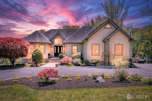 233 Matchaponix Ave, Monroe Twp, NJ, 08831-4080 | Card Image