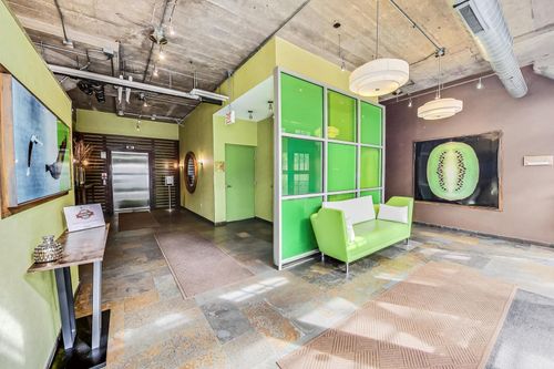 113-1070 15th St, Chicago, IL, 60608-1870 | Card Image
