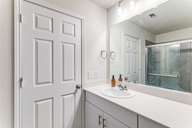 1044 Knightly Ln, House other with 4 bedrooms, 3 bathrooms and null parking in Haslet TX | Image 18