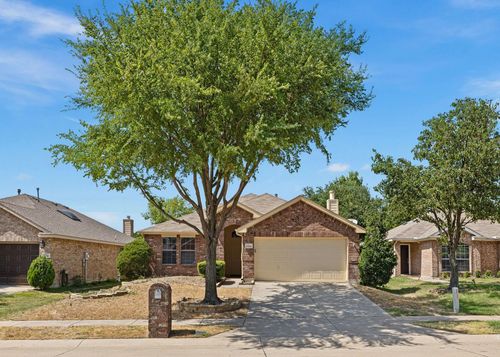 9304 Warren Dr, Mckinney, TX, 75071-7401 | Card Image