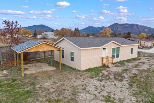 906 W Valley Ave, Chewelah, WA, 99109 | Card Image