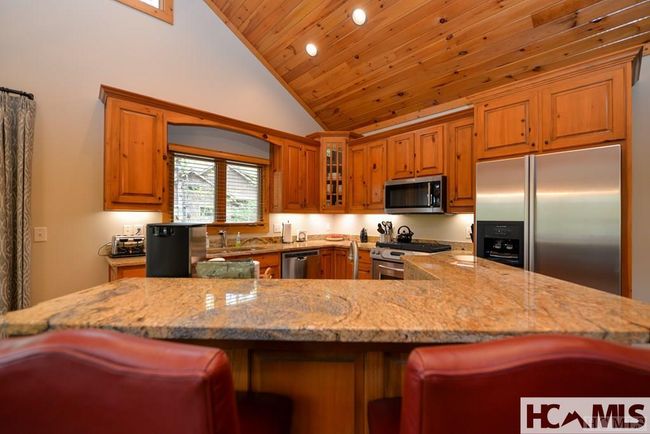 256 Scotch Highlands Loop, Home with 3 bedrooms, 4 bathrooms and null parking in Sapphire NC | Image 15