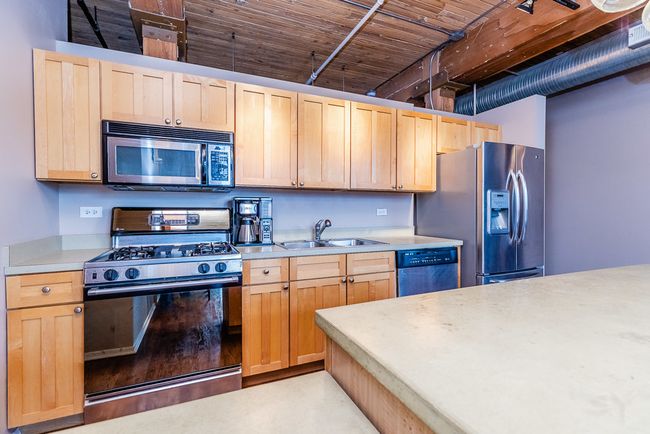 APT-310 - 2911 N Western Ave, Home with 1 bedrooms, 1 bathrooms and 1 parking in CHICAGO IL | Image 9