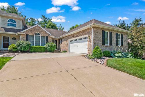 2526 Chapel Hill Rd, Springfield, IL, 62702-3486 | Card Image