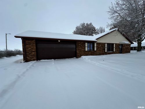 1823 S Madison St, Macomb, IL, 61455-3365 | Card Image