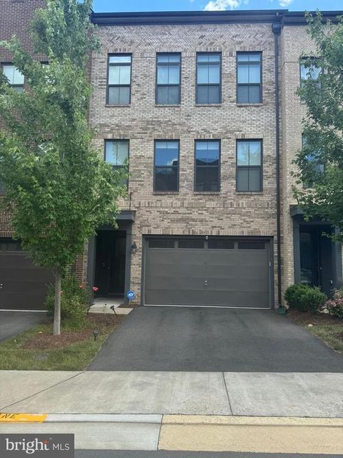 42359 Piper Creek Ter, BRAMBLETON, VA, 20148-4936 | Card Image