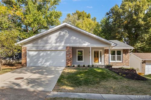505 Treetop Village Dr, Ballwin, MO, 63021-7435 | Card Image