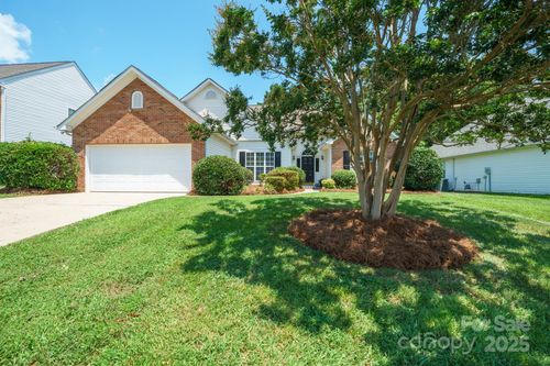 136 Samdusky Ln, Mooresville, NC, 28117-8913 | Card Image
