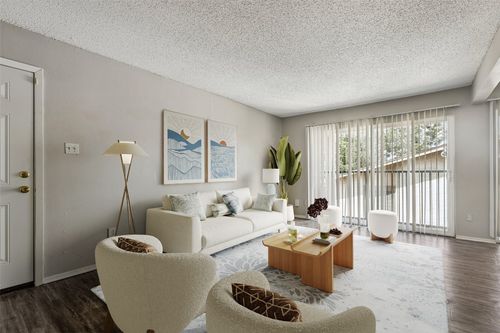 apt-203-2124 Burton Dr, Austin, TX, 78741-4171 | Card Image