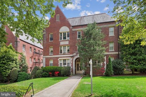 apt-102-3024 Porter St Nw, WASHINGTON, DC, 20008-3289 | Card Image