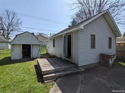 690 Robinwood Street, Home with 1 bedrooms, 1 bathrooms and null parking in Pontiac MI | Image 2