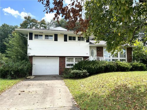 18 Lattavo Dr, Neshannock Twp, PA, 16105 | Card Image