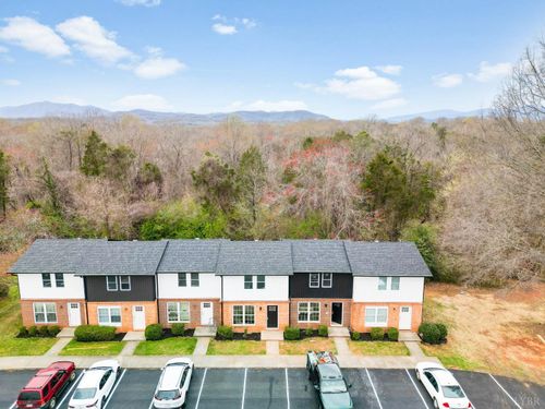 198 Dulwich Dr, Amherst, VA, 24521-2554 | Card Image