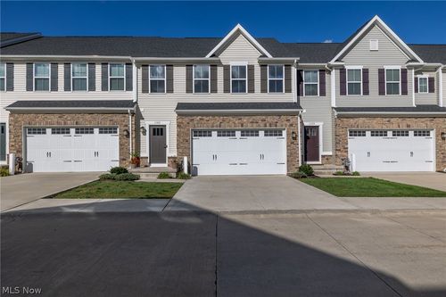 1143 Starboard Dr, Medina, OH, 44256-4308 | Card Image