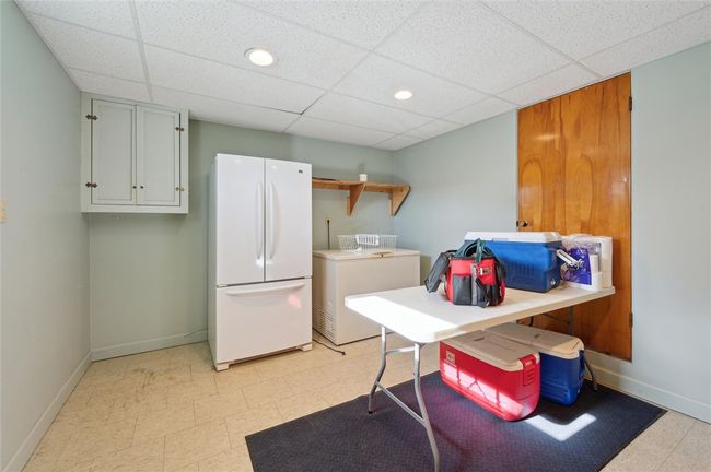 502 Sycamore St, House other with 3 bedrooms, 2 bathrooms and 2 parking in Vandergrift PA | Image 26