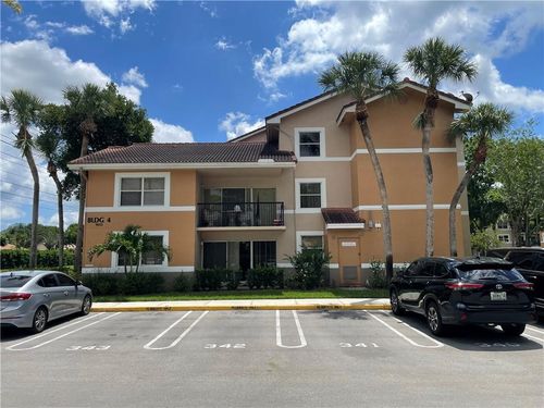 302-9033 Wiles Rd, Coral Springs, FL, 33067-1891 | Card Image