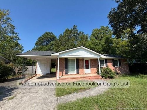 806 Hicks Ave, Fayetteville, NC, 28304-1718 | Card Image