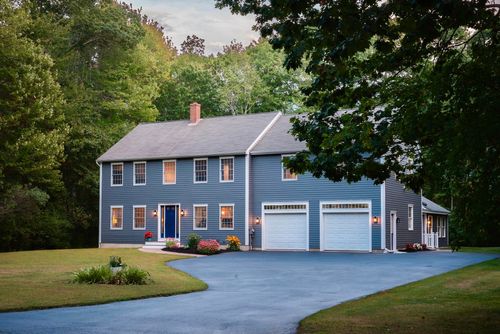 8 Constitution Road, Kennebunk, ME, 04043 | Card Image