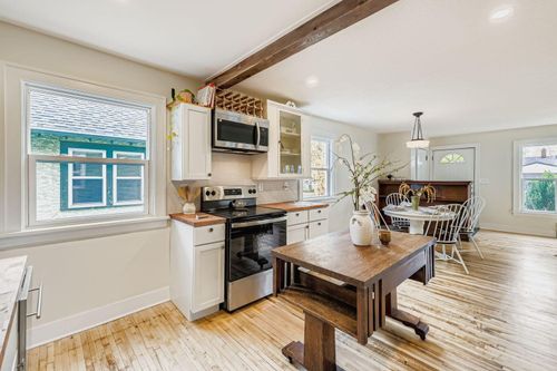 1003 Minnehaha Ave W, Saint Paul, MN, 55104-1545 | Card Image