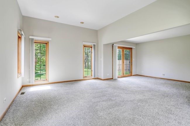 13860 Steeples Rd, Townhouse with 3 bedrooms, 3 bathrooms and 4 parking in Lemont IL | Image 12
