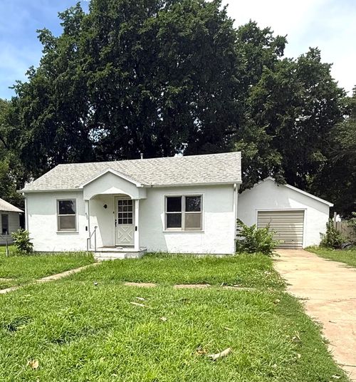430 S Lincoln Ave, Anthony, KS, 67003-2427 | Card Image