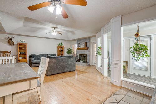 5244 Hill Ridge Dr, Fort Worth, TX, 76135-1742 | Card Image