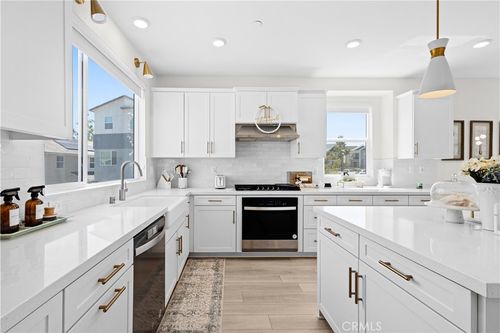 27553 Sanctuary Ct, Valencia, CA, 91381-2198 | Card Image