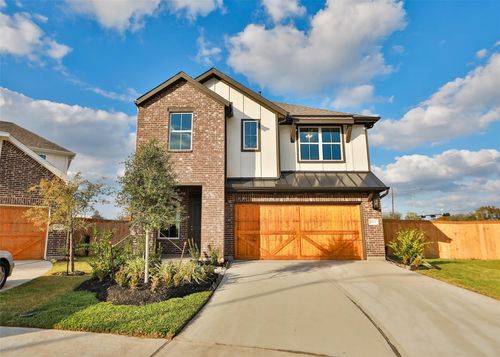 2022 Gardenia Ct, Sugar Land, TX, 77498-4105 | Card Image