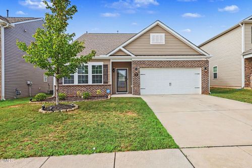 47 Prairie St, Clayton, NC, 27527-6742 | Card Image