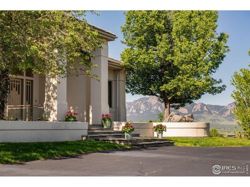 160 Ponderosa Dr, Boulder, CO, 80303-4900 | Card Image