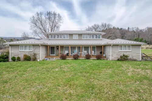 306 Burley Shouns Ln, Mountain City, TN, 37683-6367 | Card Image