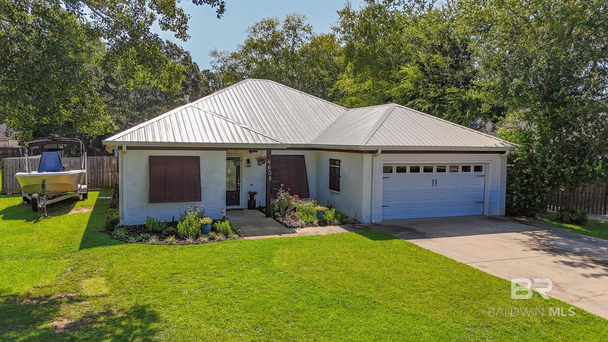 Coral Cir, Gulf Shores, AL 36542